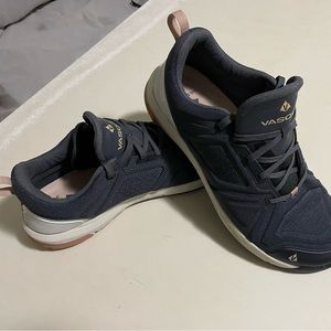 Vasque Vibram Satoru Trail LT Low Women’s Size 10.5